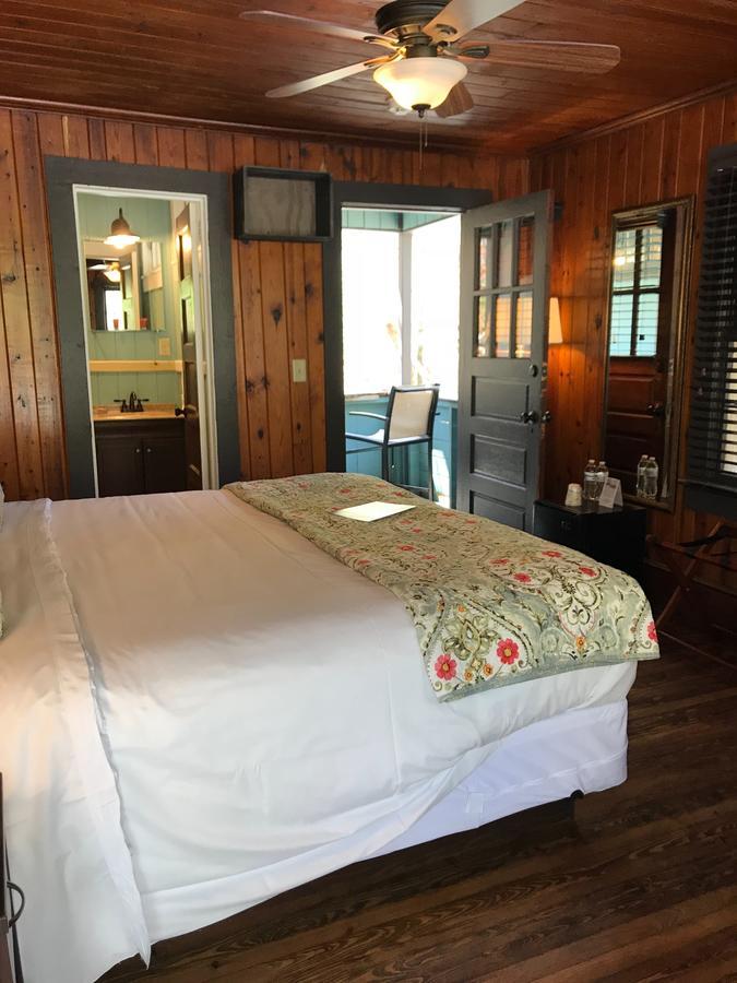 Motel Riverside At